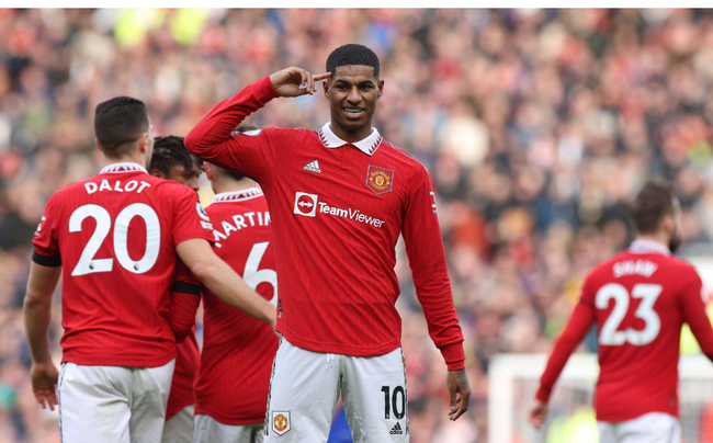 也展示了他 也展示了他